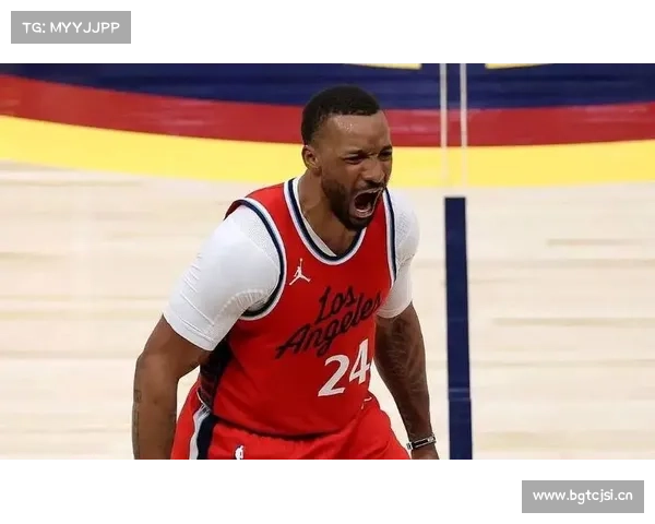 NBA球星抵达上海,国内球迷狂热呐喊,是没有底线还是追星自由? NBA球星抵达上海,国内球迷狂热呐喊,是没有底线还是追星自由?