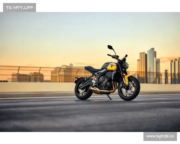 【新车速递】复古与现代交织的骑行魅力,凯旋2025 TRIDENT 660 【新车速递】复古与现代交织的骑行魅力,凯旋2025 TRIDENT 660